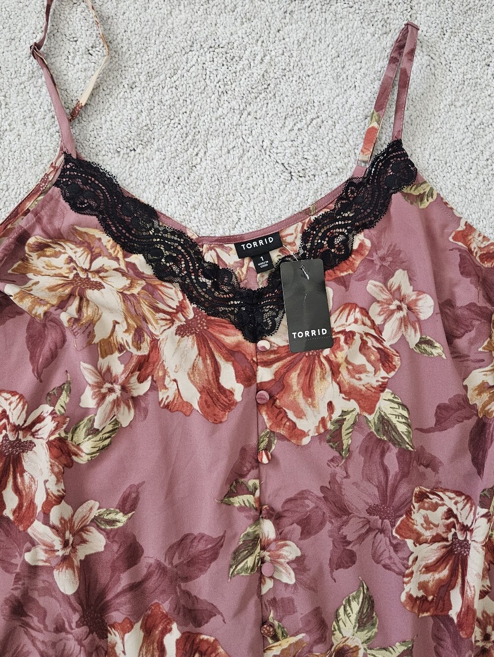 NWT Torrid Satin Lace Button Cami V Neck Sleeveless Walnut Floral Women 1X 14-16 - Picture 5 of 7